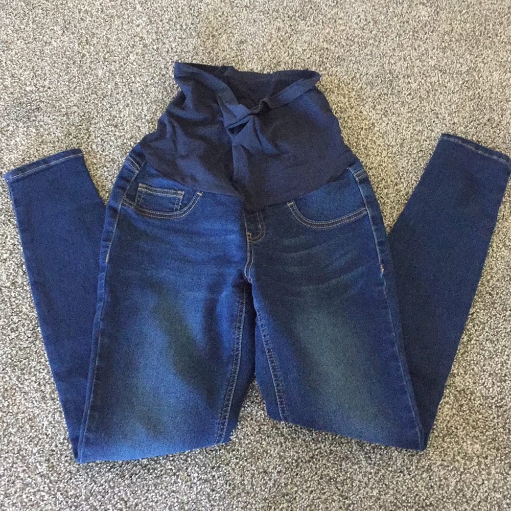 Macys Cute Maternity jeans!